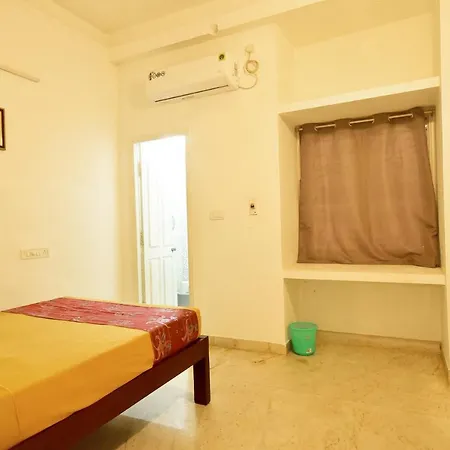 Bharathi Residhome Pondicherry Exterior photo