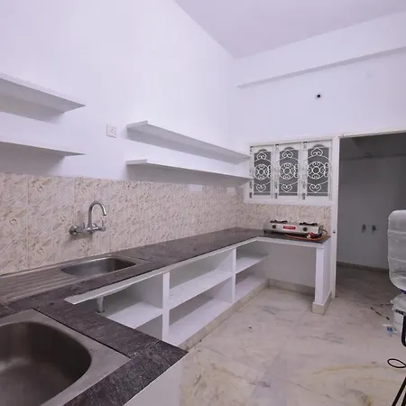 Bharathi Residhome Pondicherry Exterior photo