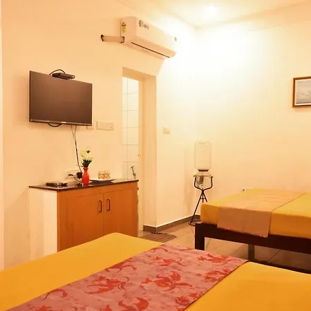 Bharathi Residhome Pondicherry Exterior photo