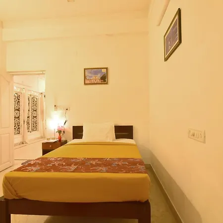 Bharathi Residhome Pondicherry Exterior photo