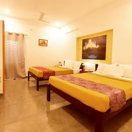 Bharathi Residhome Pondicherry Exterior photo