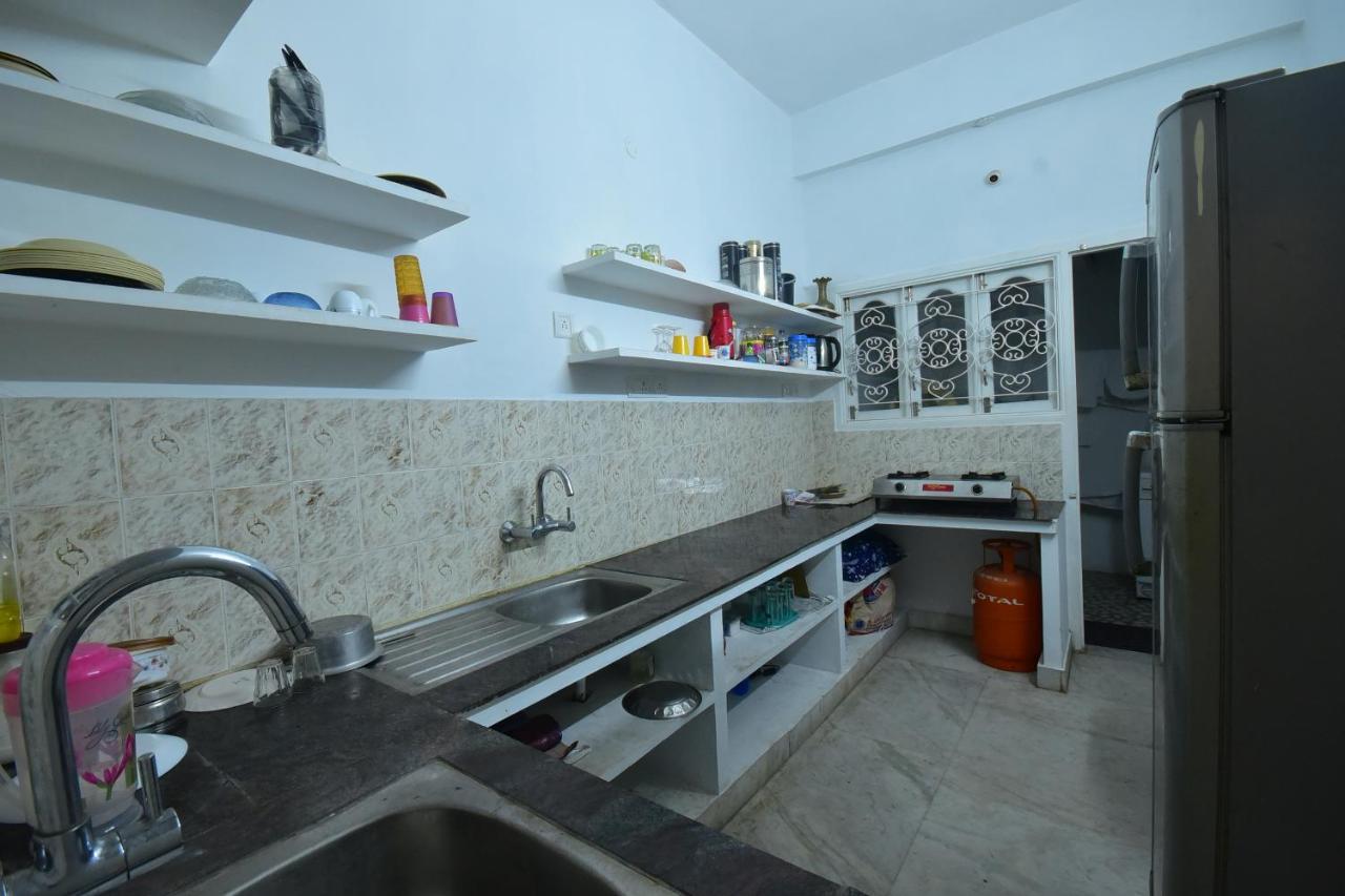 Bharathi Residhome * Pondicherry