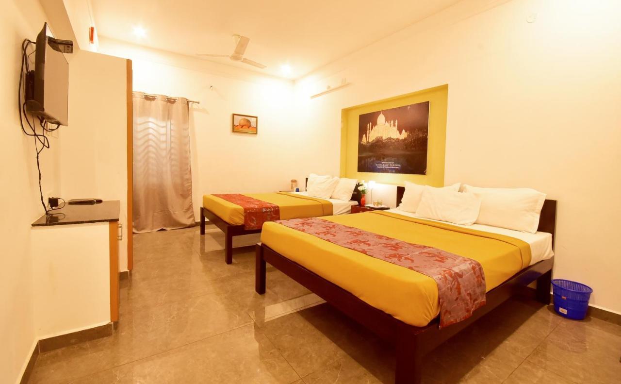 Bharathi Residhome Apartment *